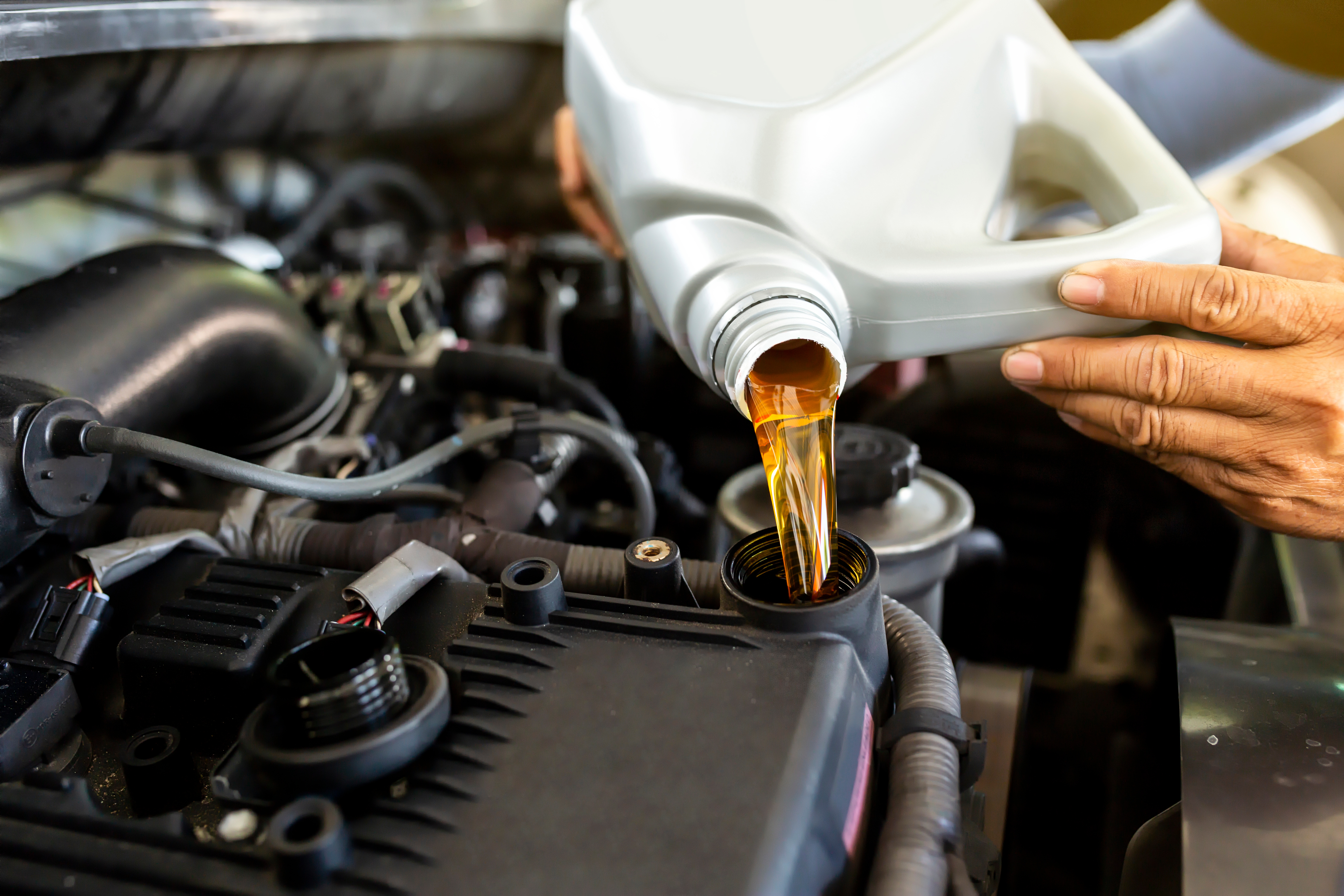 How to Change The Engine Oil in A Nissan Altima 5th Gen and Newer